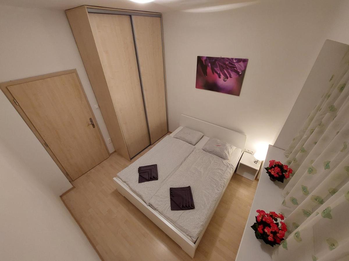 Apartman Michaela Братислава Екстериор снимка